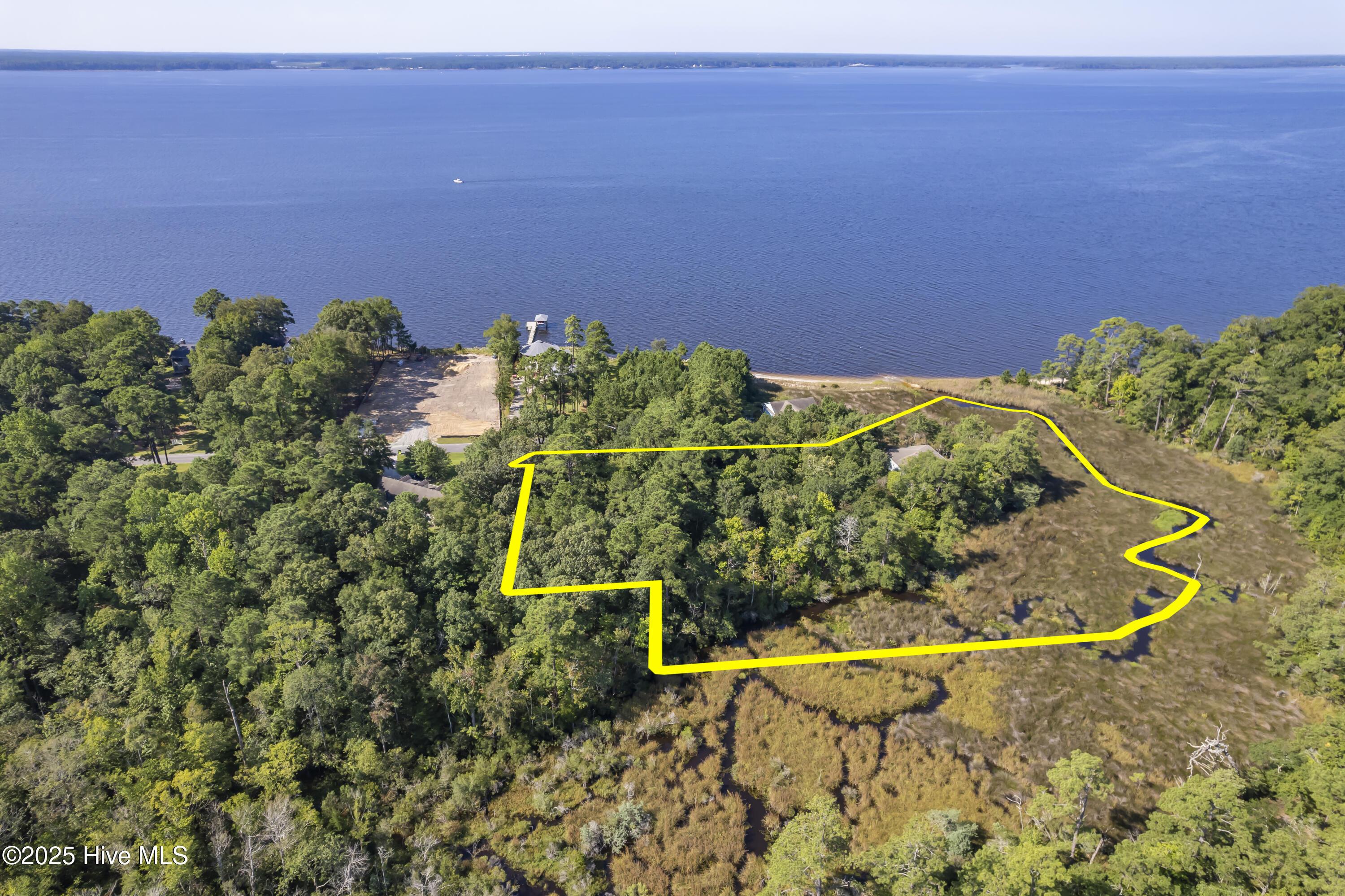 Image 2: 452IndianBluff058