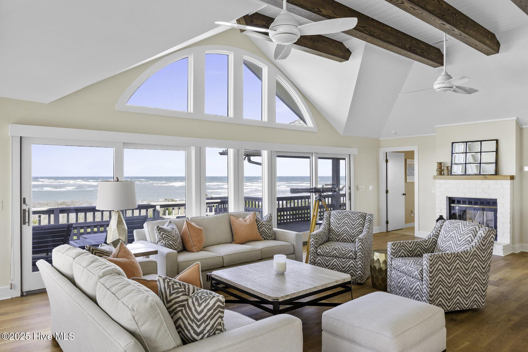 Image 4: 010_528_beach_road_north-10_169