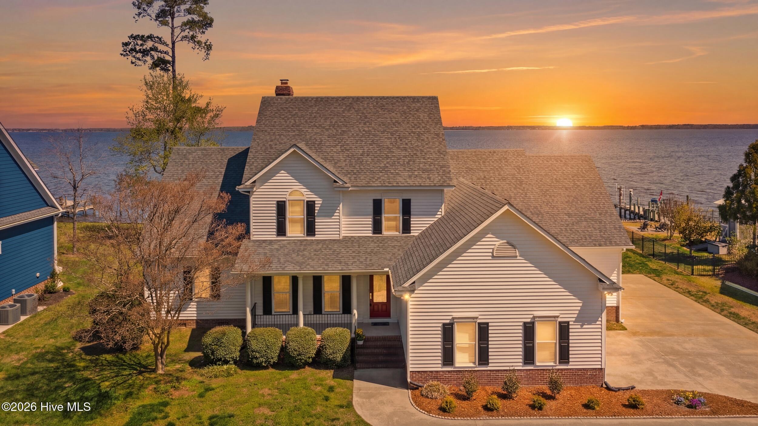 Image 1: 1_001_dji_0143_twilight_4bf5d7ec