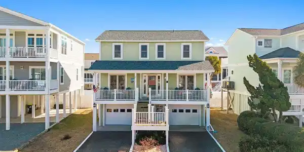 118 Clippership Drive