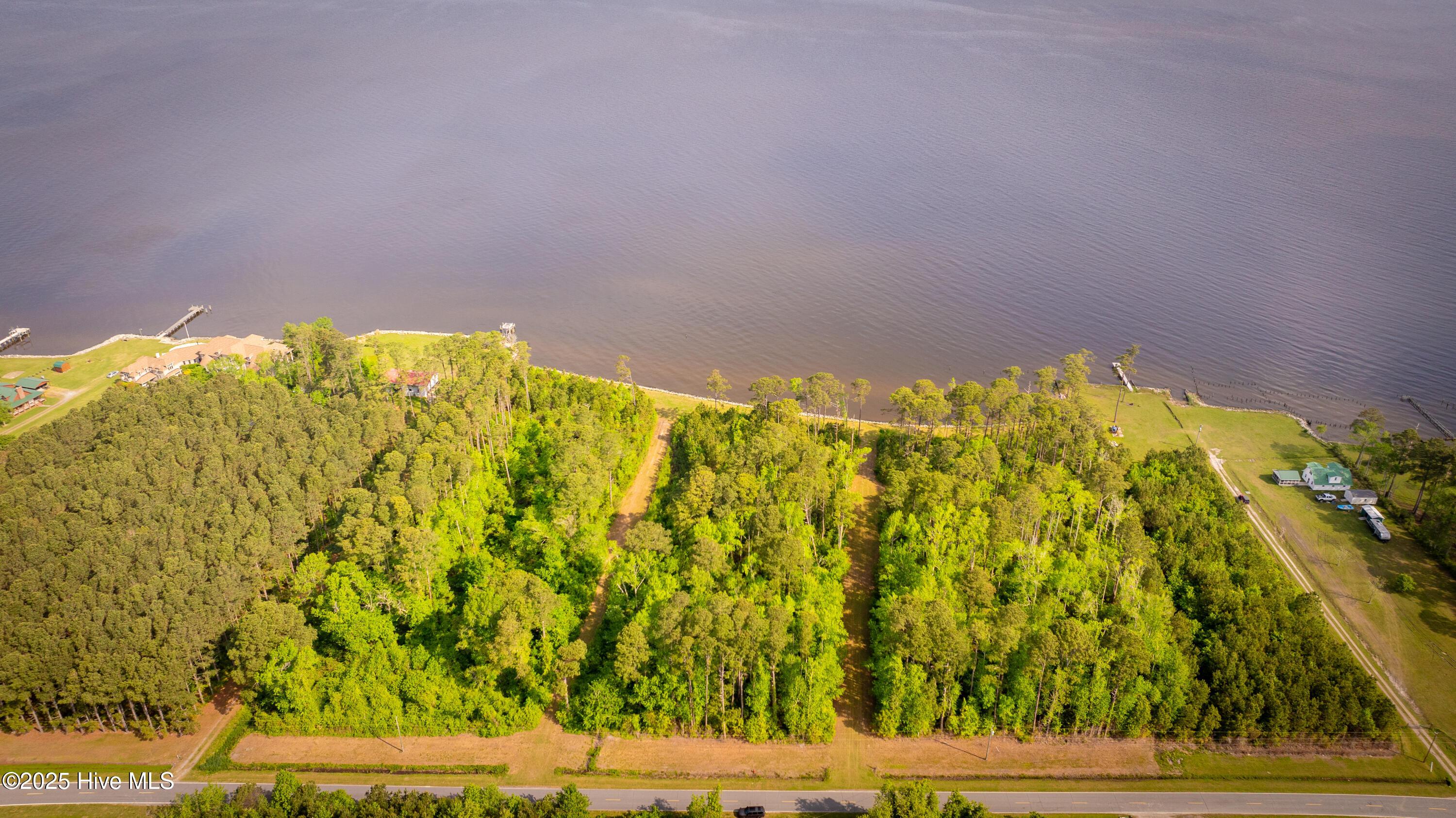 Image 2: DJI_20250421095301_0031_D