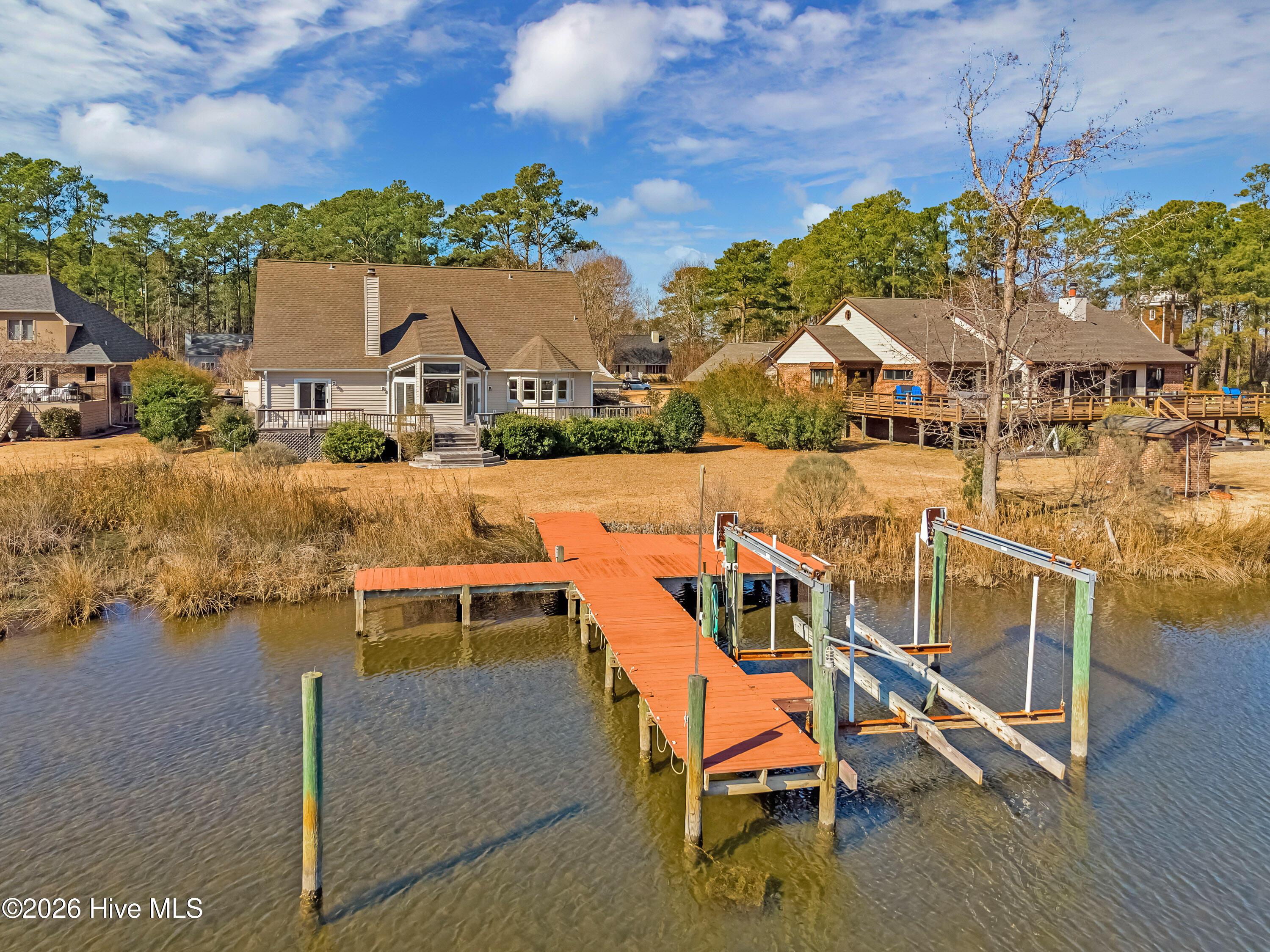 Image 3: 3010 Sloop Drive, Oriental, NC 28571