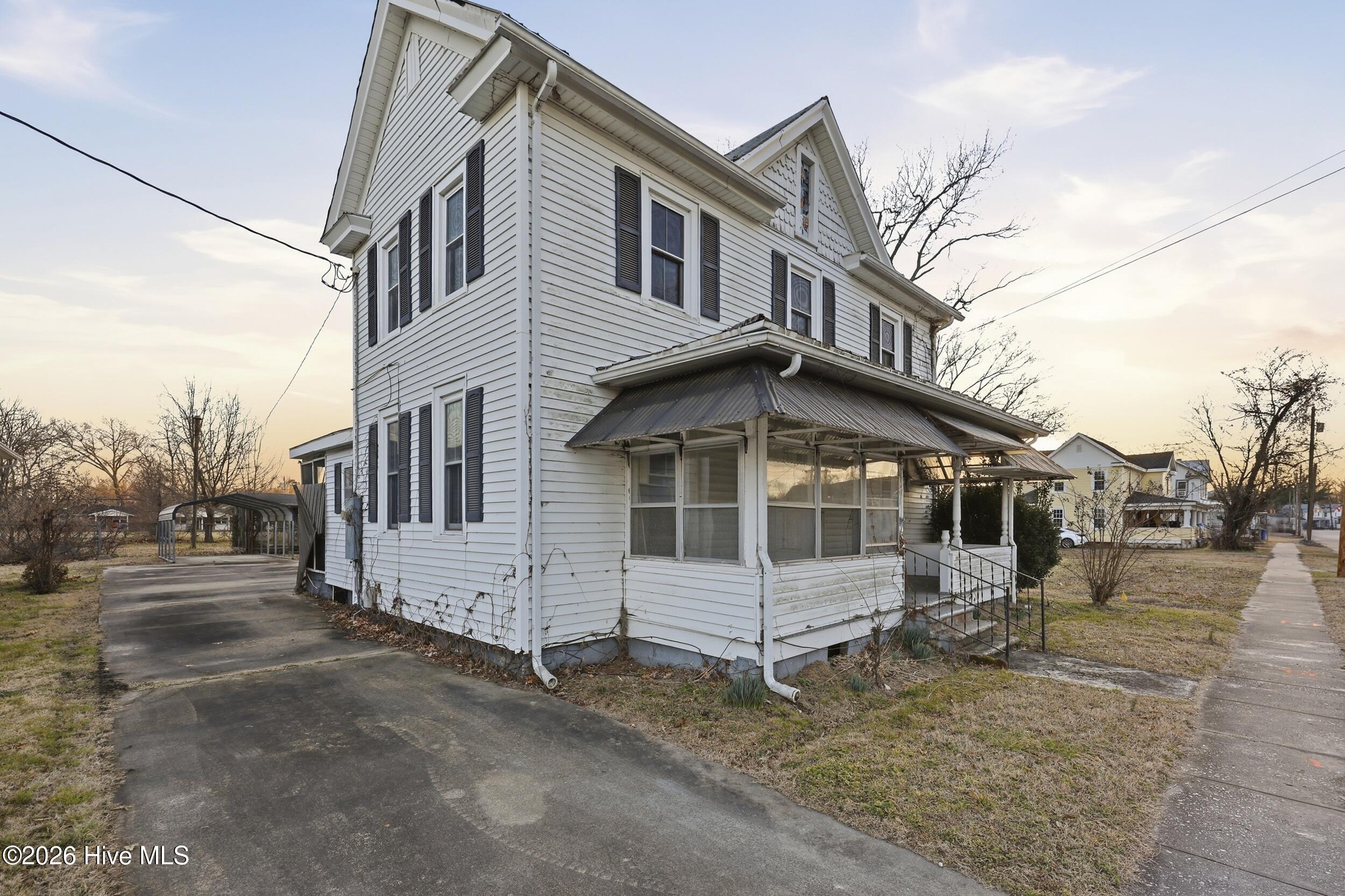 Image 1: Side View