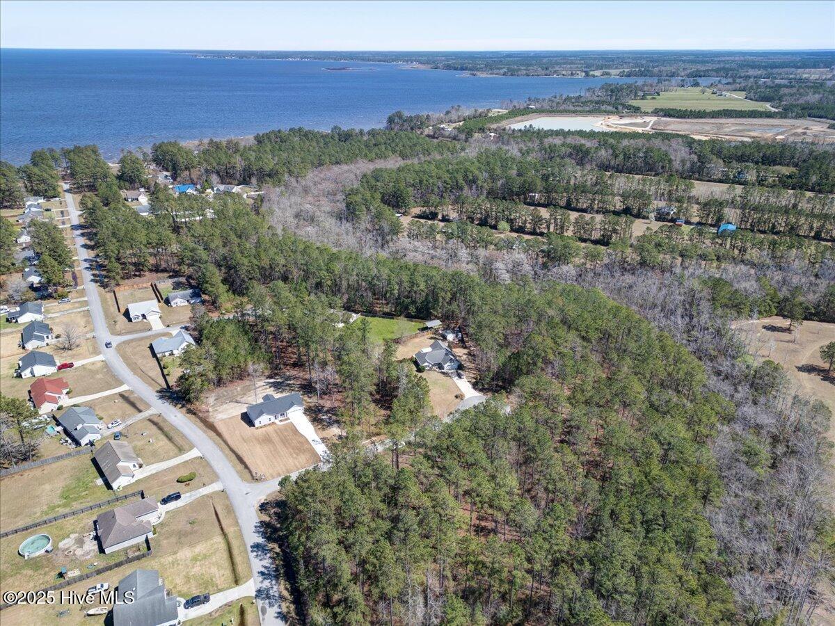 Image 4: Neuse Point East