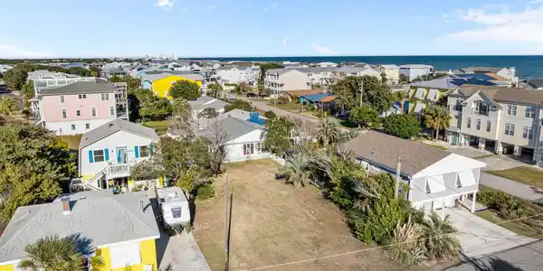 Image 3: 4-web-or-mls-DJI_20251210124937_0350_D