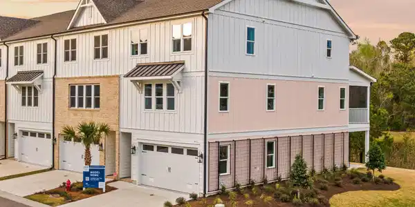 835 Anchors Bend Way