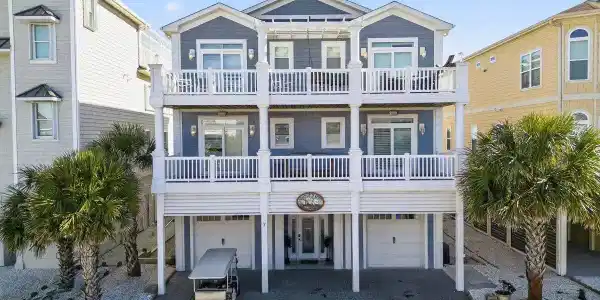 7 Coggeshall Drive W
