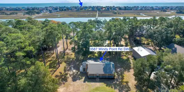 3587 Windy Point Road SW