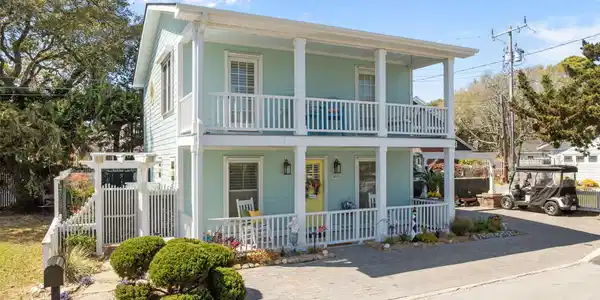 103 Sunshine Court