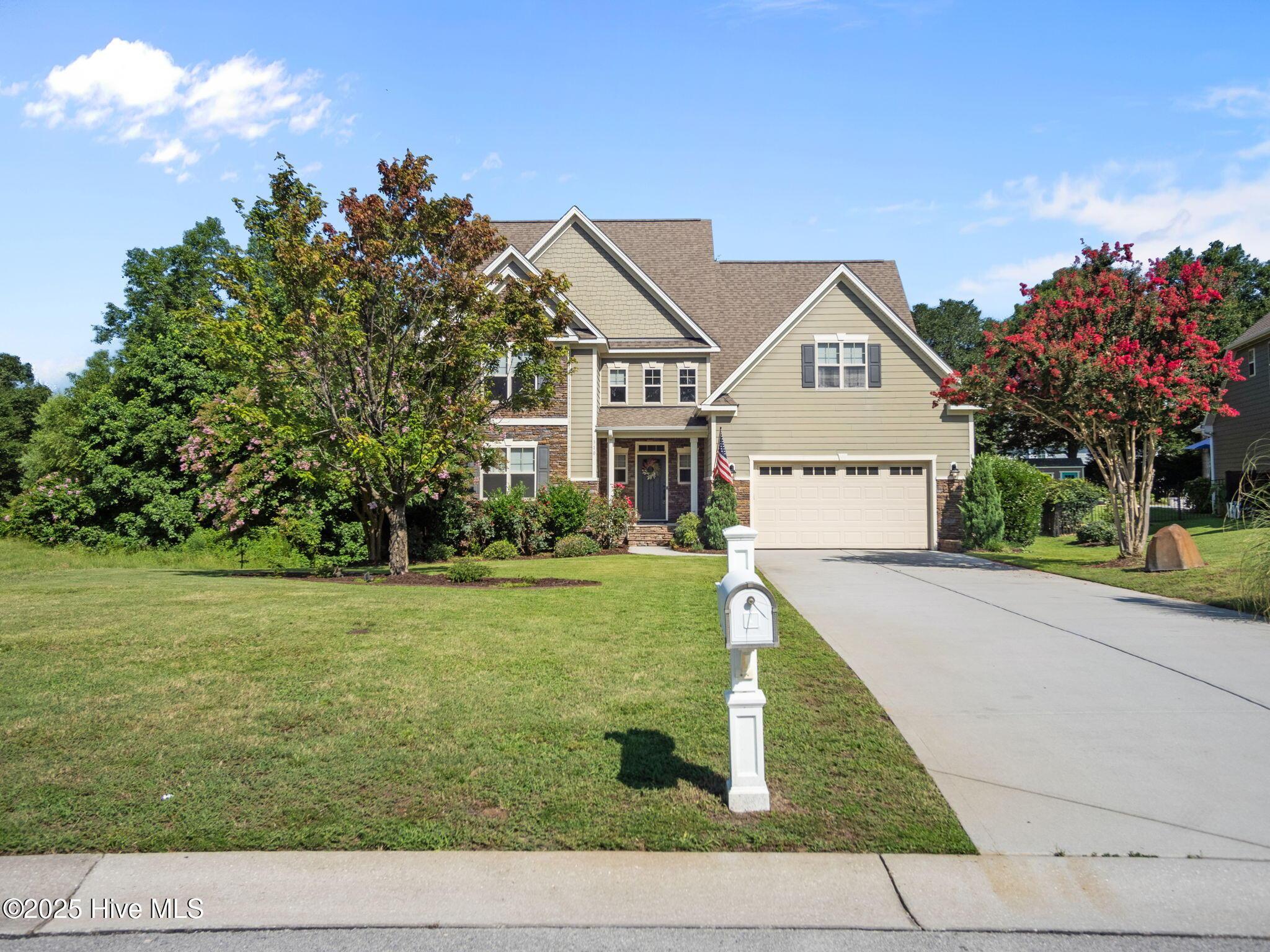 Image 1: 1-web-or-mls-P7107865