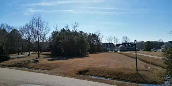 Image 2: 118 Dockery Dr-1