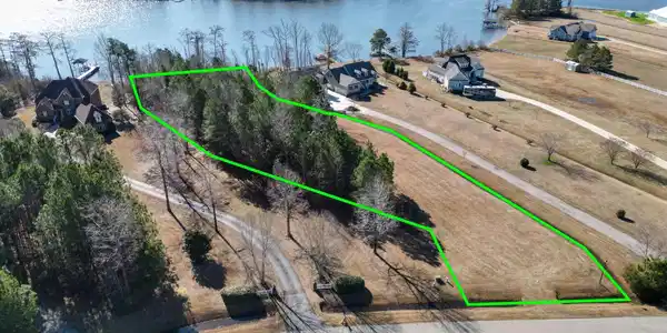 Image 4: 118 Dockery Dr-4