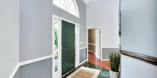 Image 3: 7004PoplarKnollCourt-2
