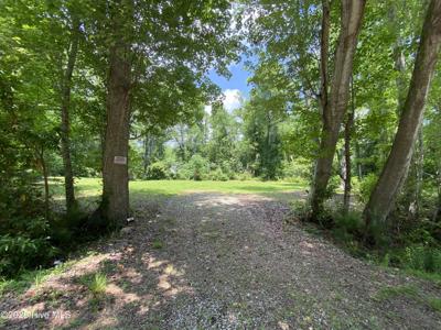 140 Country Club Lane