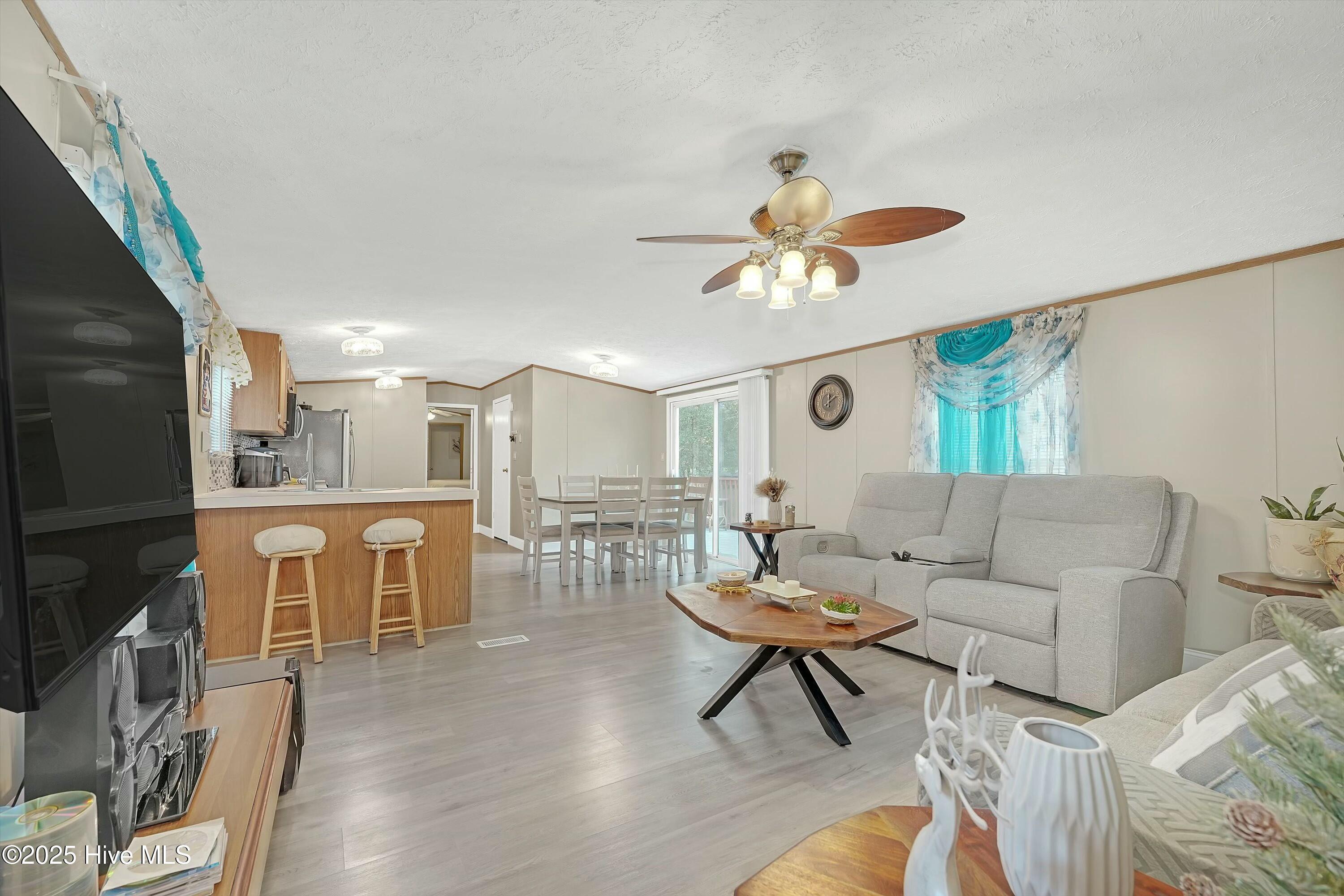 Image 3: tempImagewwF6zu