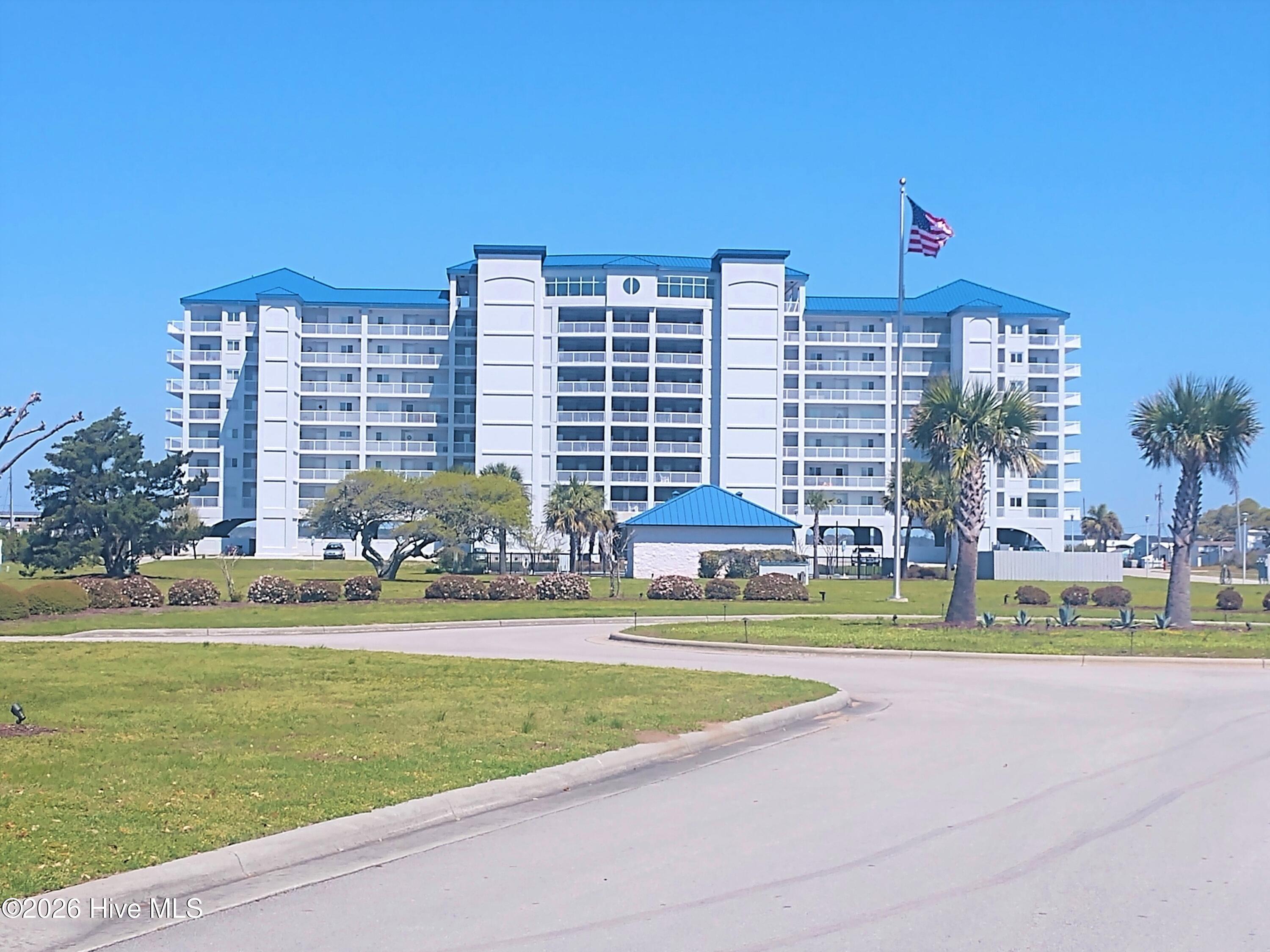 Image 3: Nautical Club bldg.