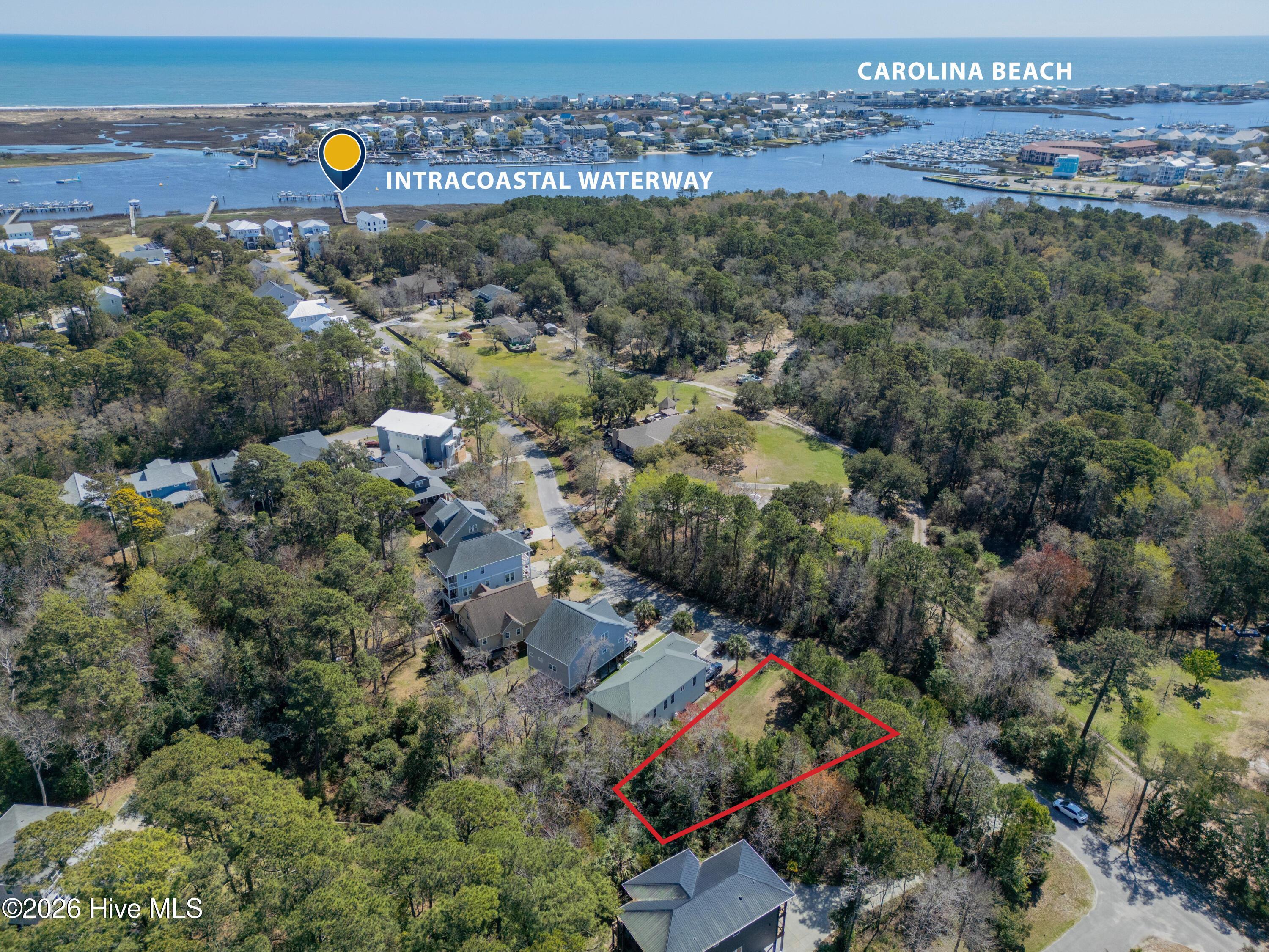 Image 2: 913 Salt Spray Lane 1