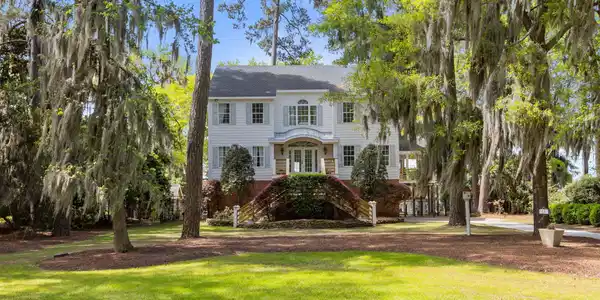 127 Riverview Drive