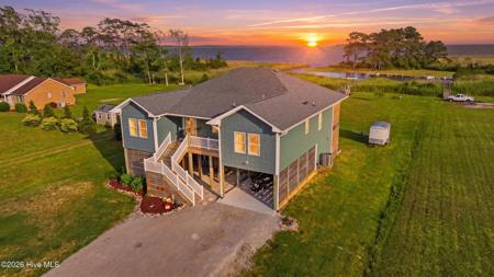 105 Knotts Landing Lane