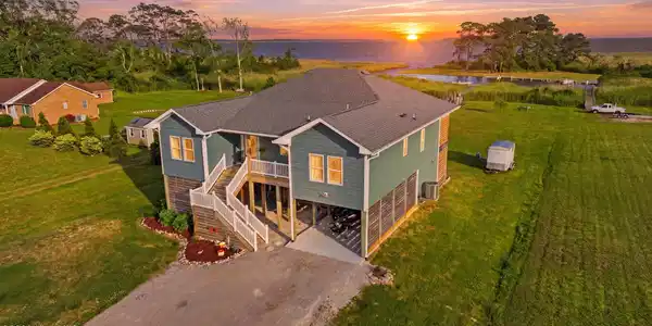 105 Knotts Landing Lane