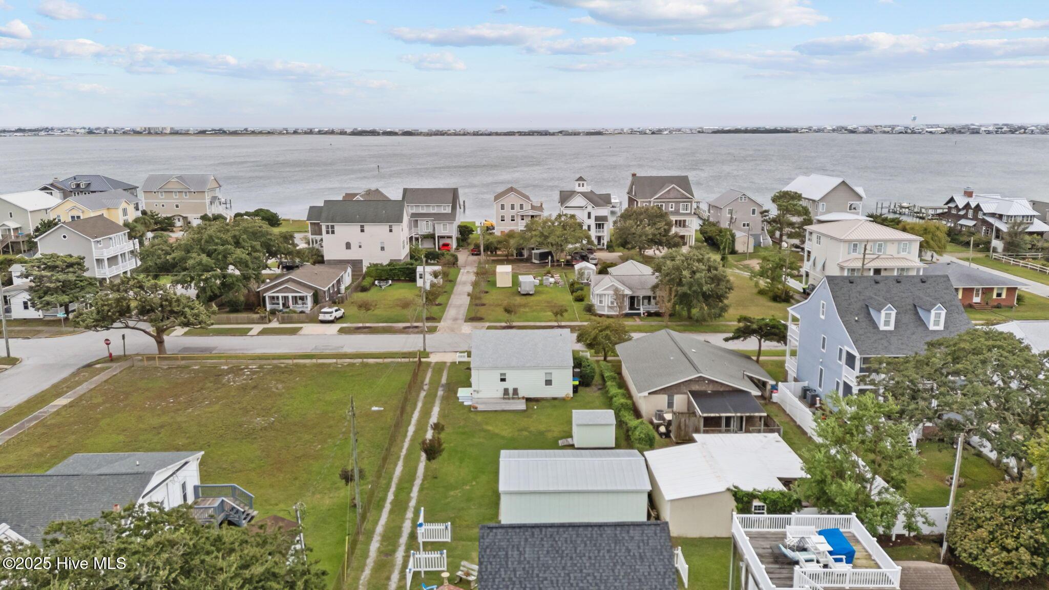Image 2: 15-web-or-mls-DJI_20250930125300_0658_D