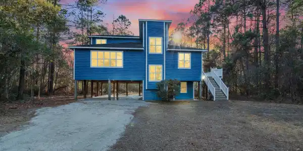 132 Rolling Hill Drive