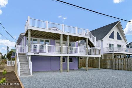 1207 N Topsail Drive