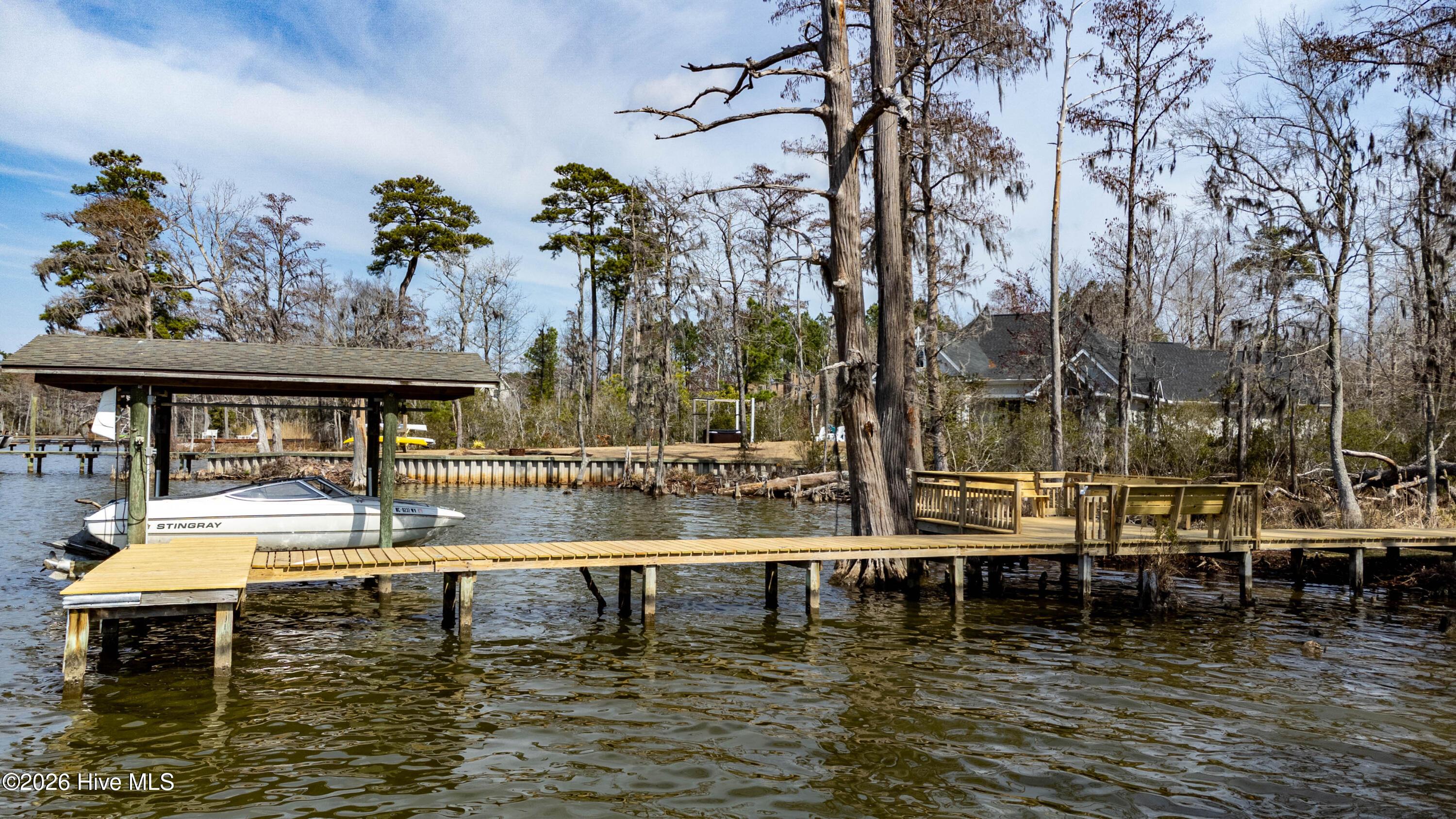 Image 4: PierandBoatlift