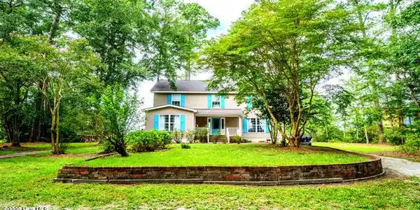 20 Bay Point Road