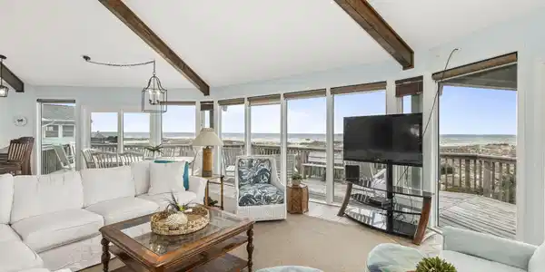 11009 Inlet Drive