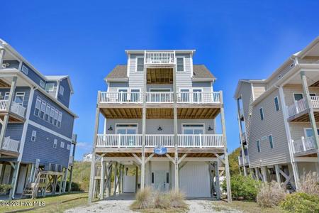 2671 Island Drive