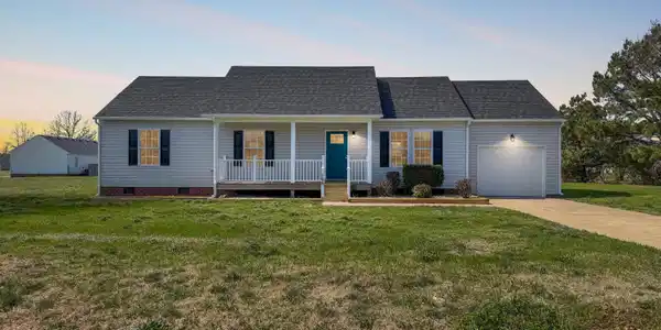 108 Woodland Way