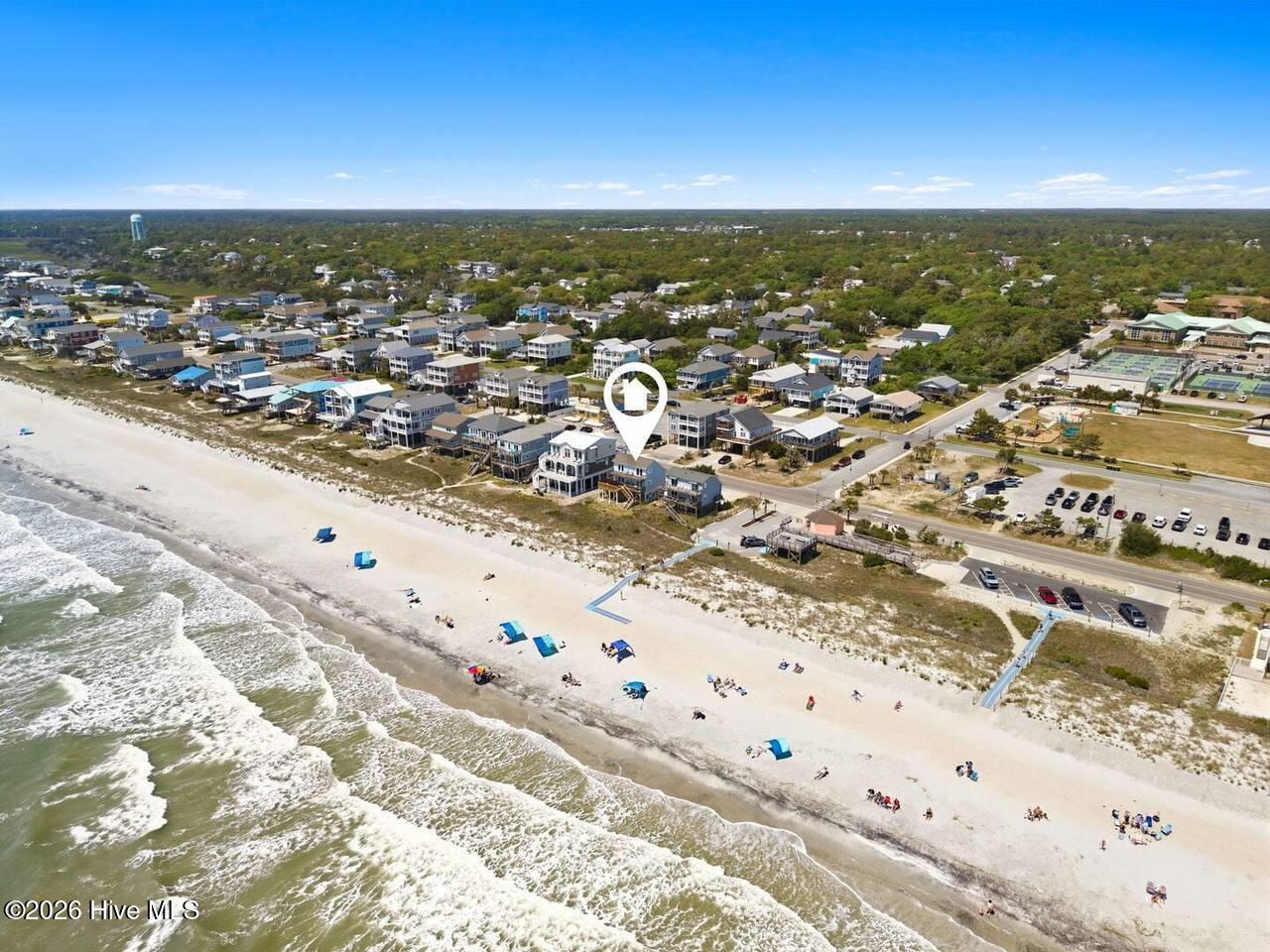 Image 2: 4327 E Beach 1
