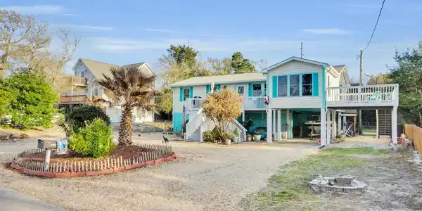 6815 Canal Drive