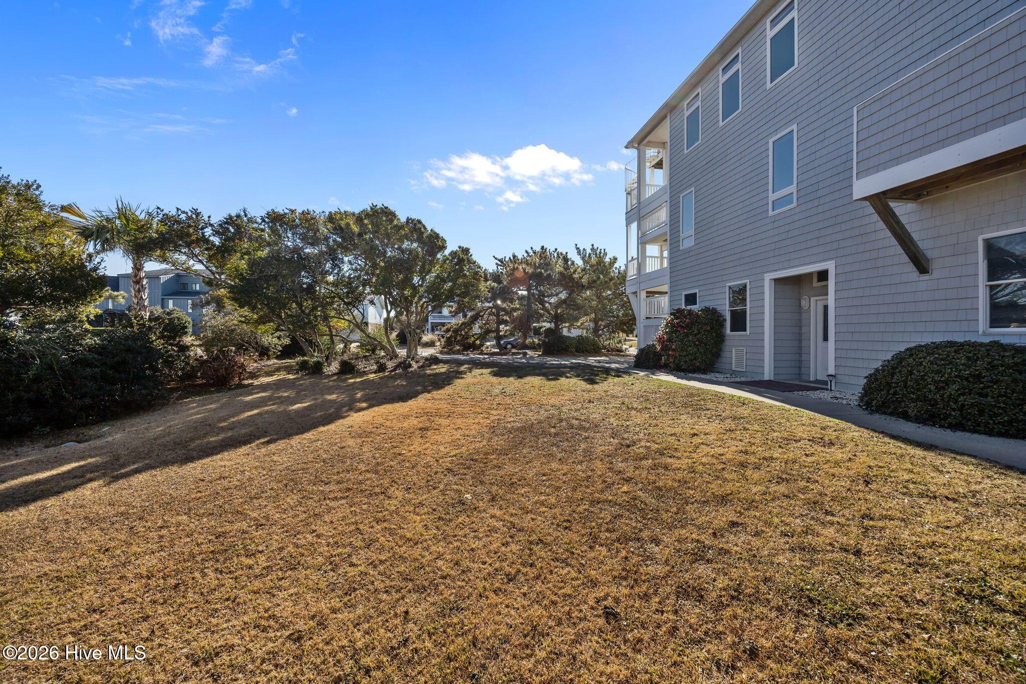 Image 4: 218 Caswell Rd