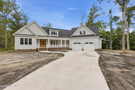 904 Broomfield Trail