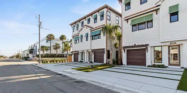 601 Fort Fisher Boulevard S