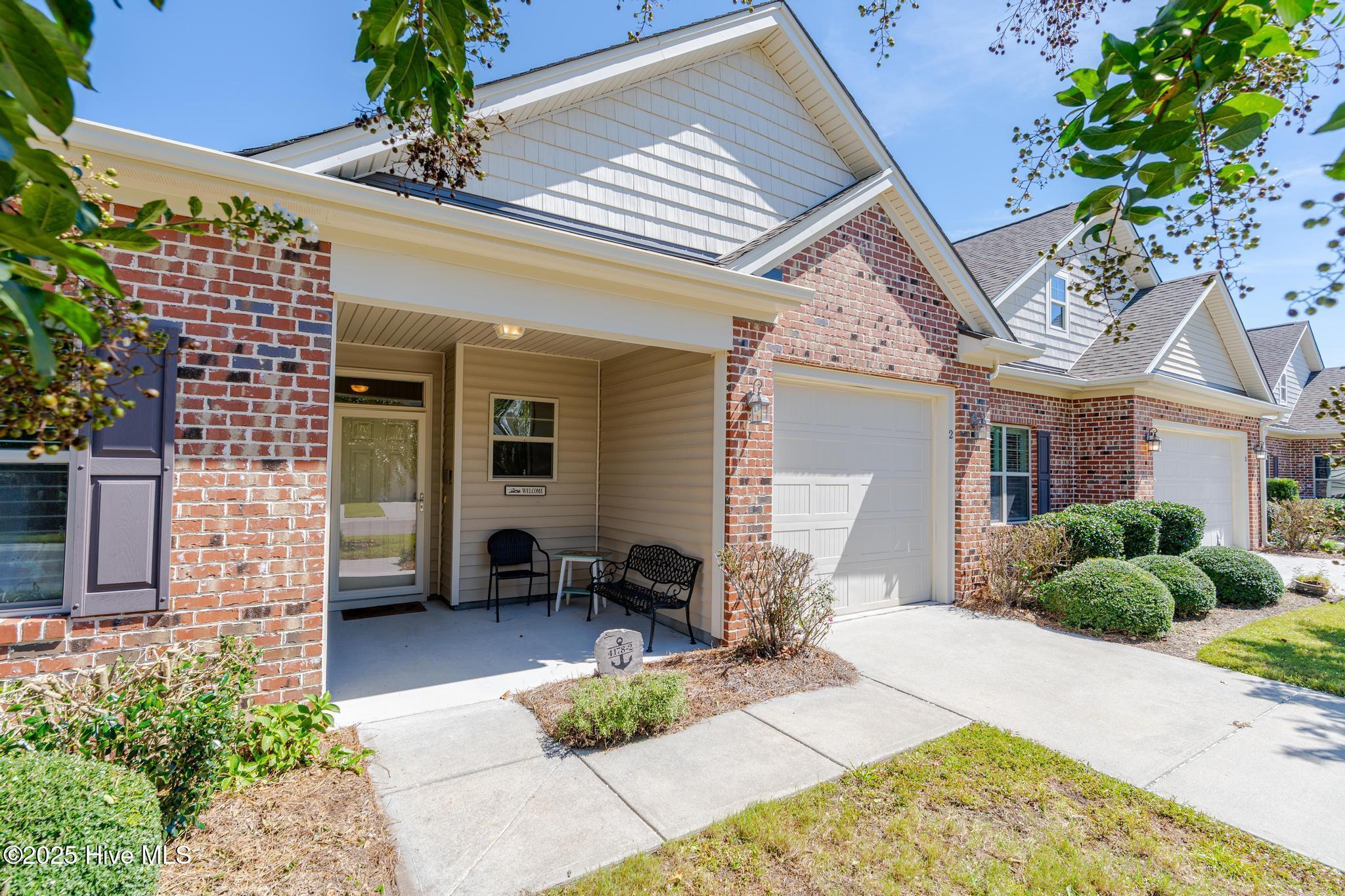 Image 2: 4178 Cambridge Cove Unit 2-31
