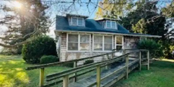 100 Riverview Avenue