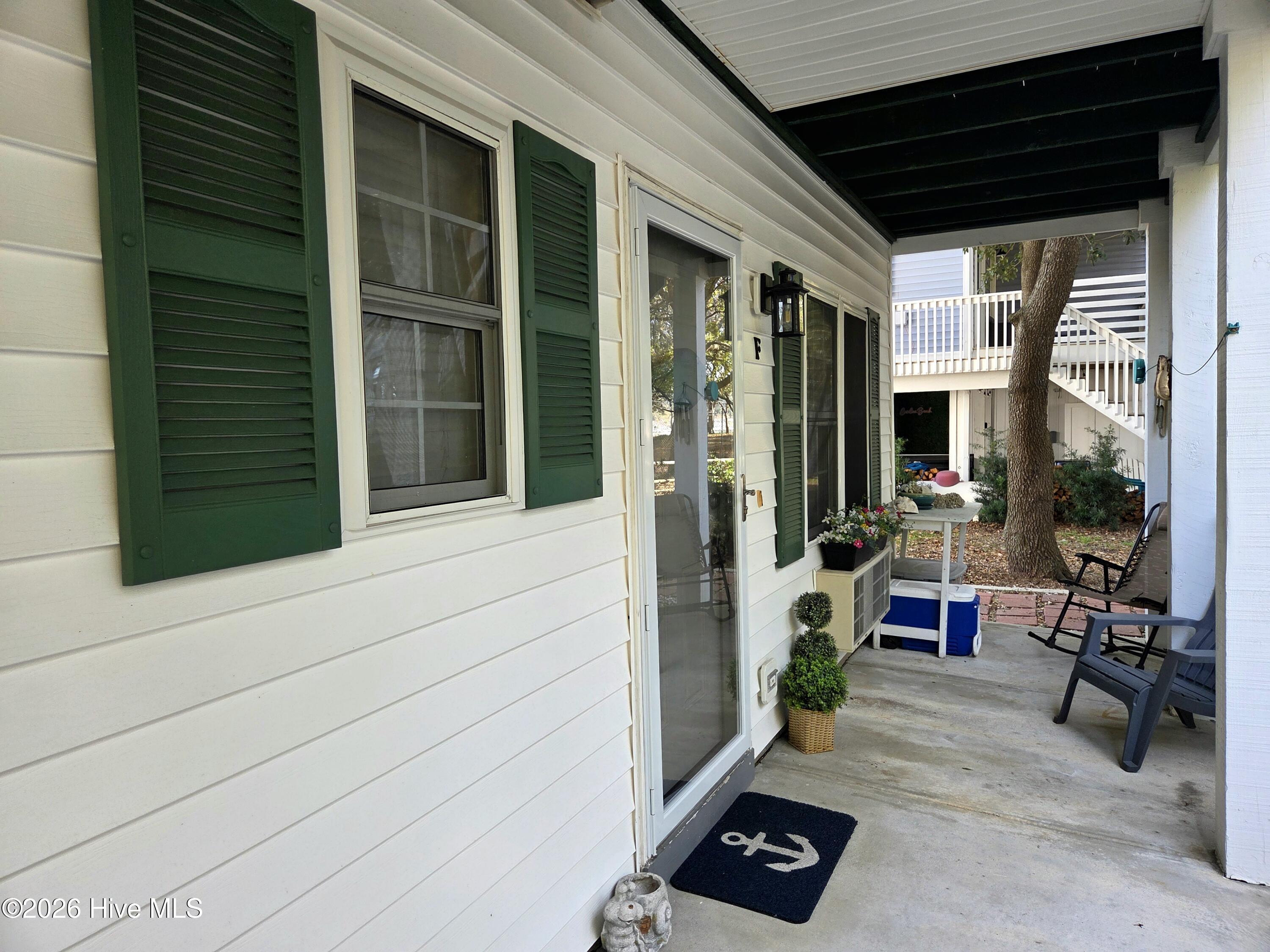 Image 4: Last door on the left..
