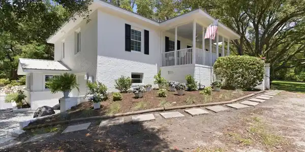 Image 3: 50-Side