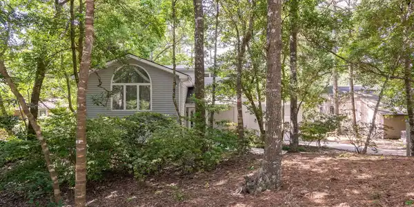 Image 3: 3-web-or-mls-chadwick-visuals-121-white-