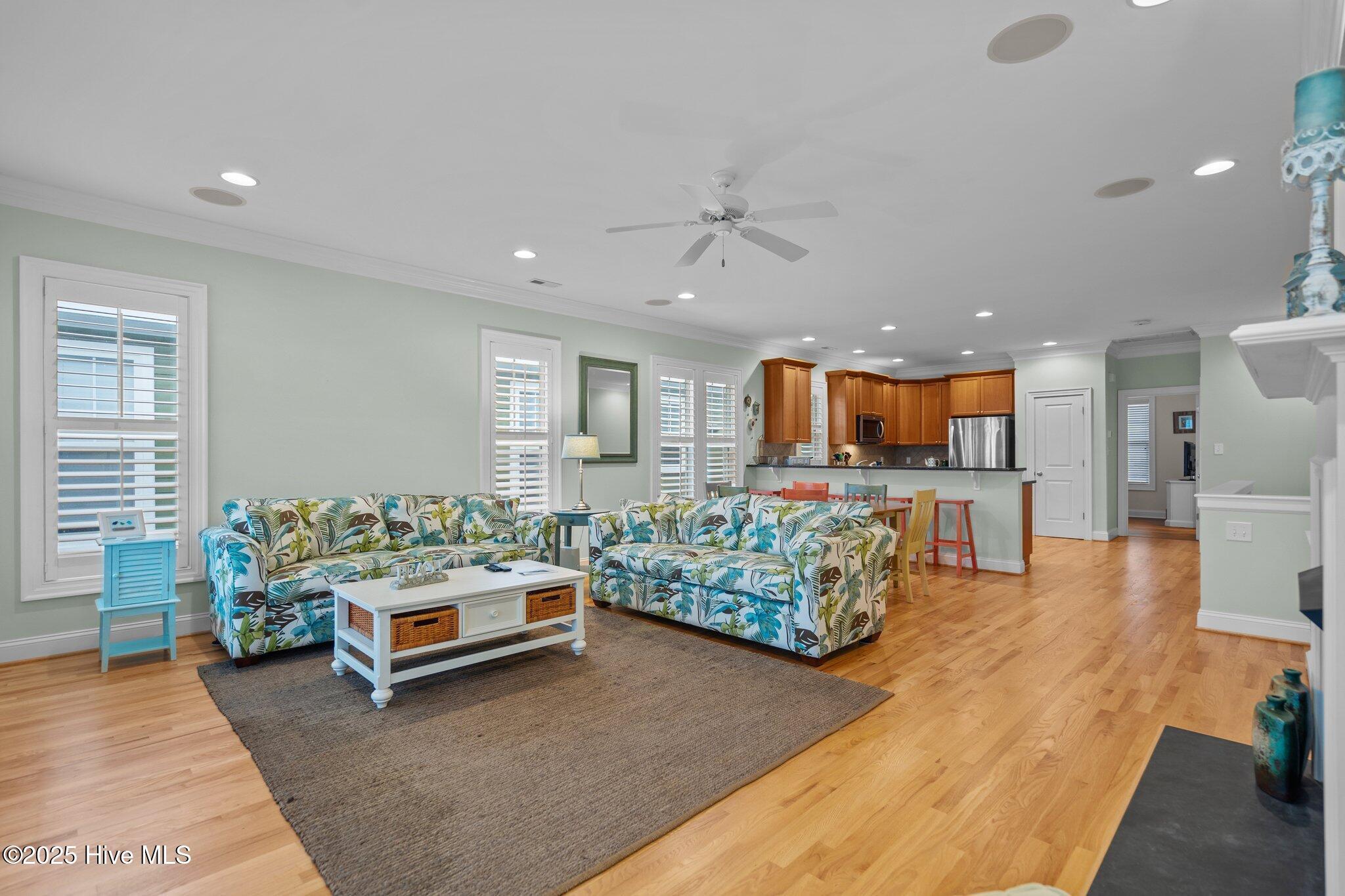 Image 4: 52-web-or-mls-DSC05257