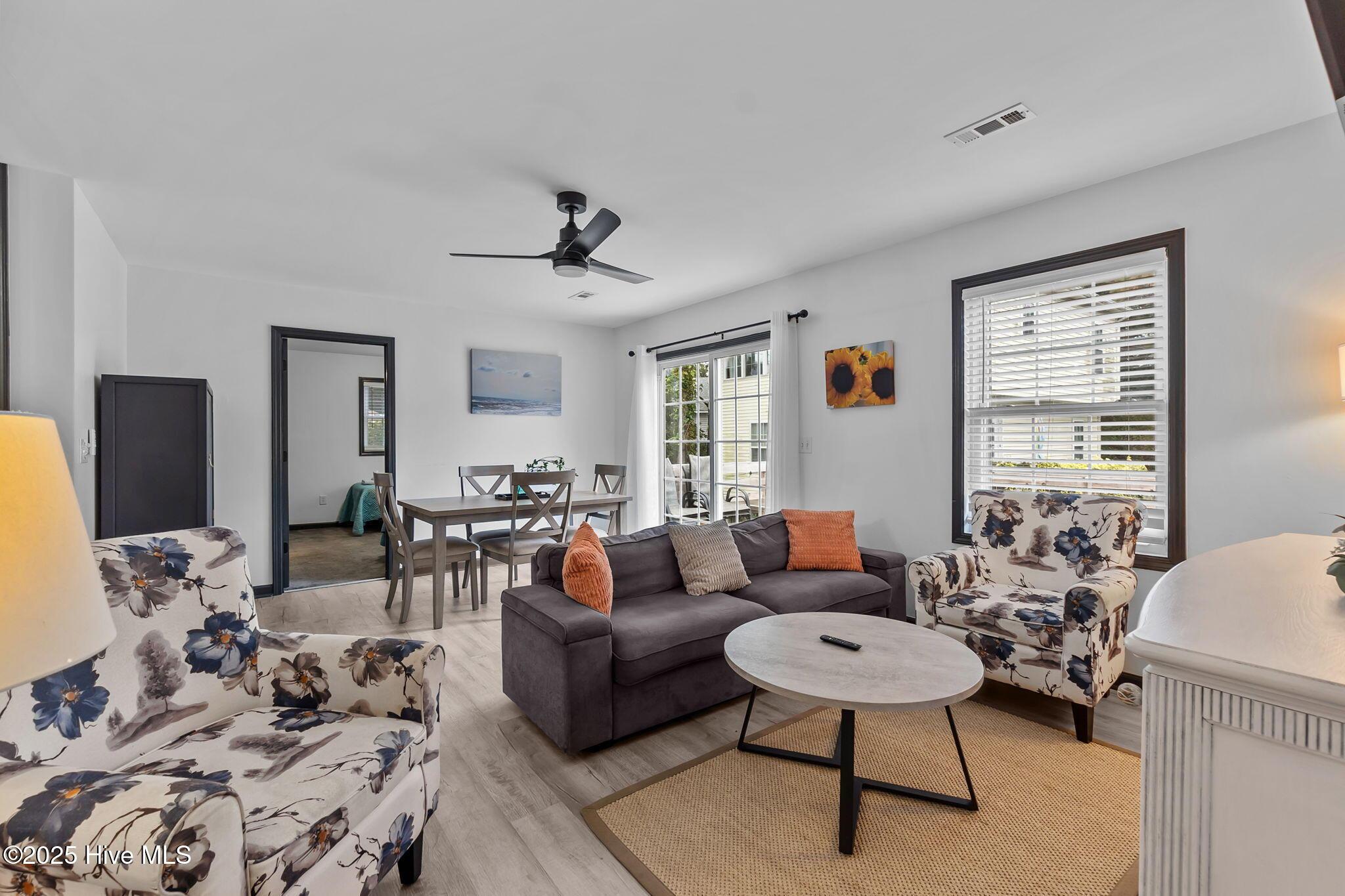 Image 2: 36-web-or-mls-WCR00081