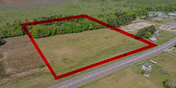 5720 Caratoke Hwy