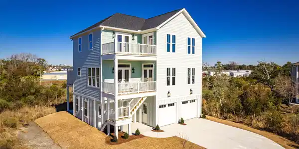 919 Calamanda Court