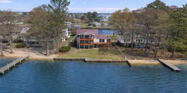 314 E Bayside Drive