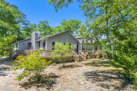 2903 E Oak Island Drive
