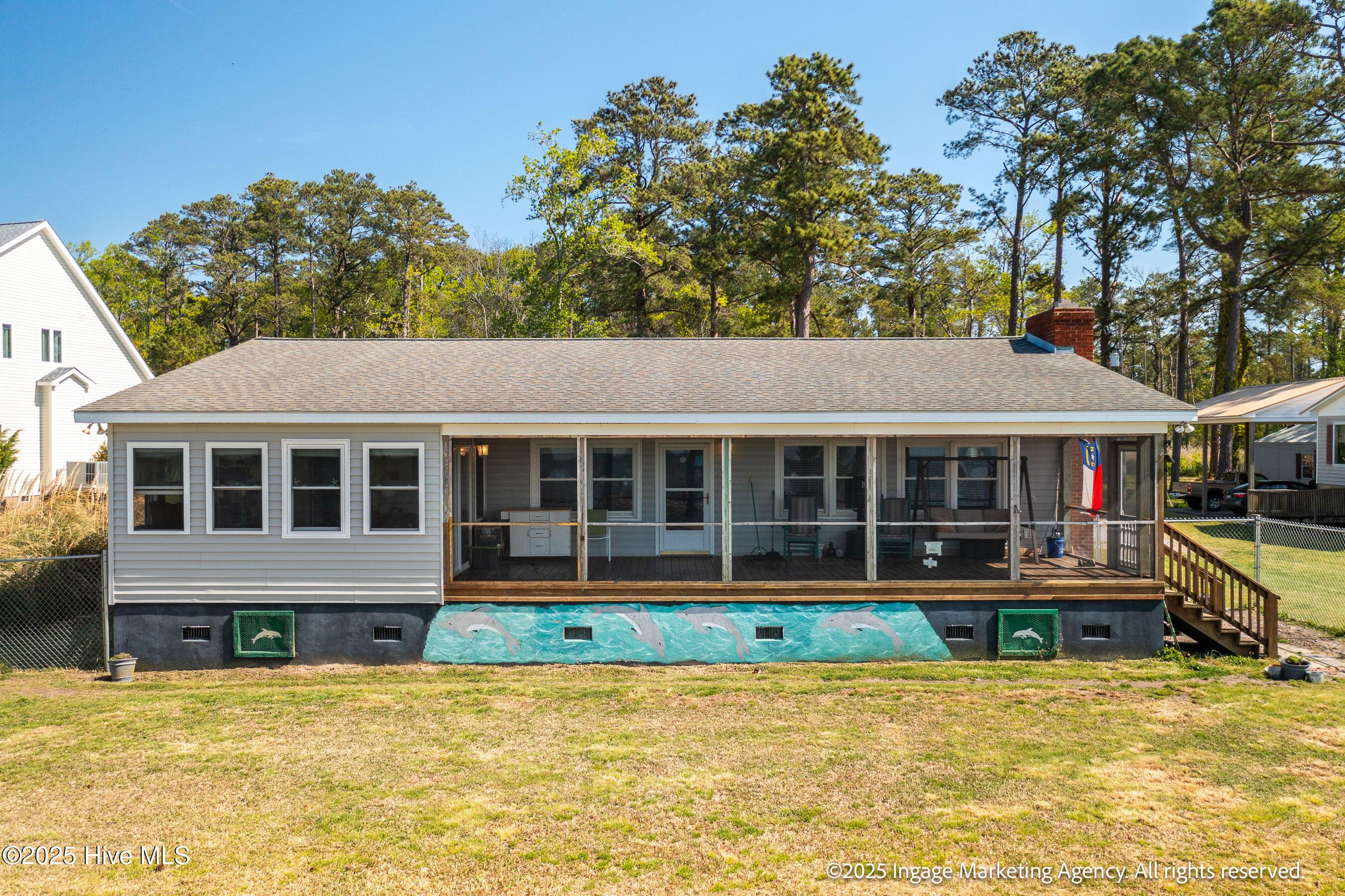 Image 2: 001-20250414 MLS M_Heinz 283 Chambers Po