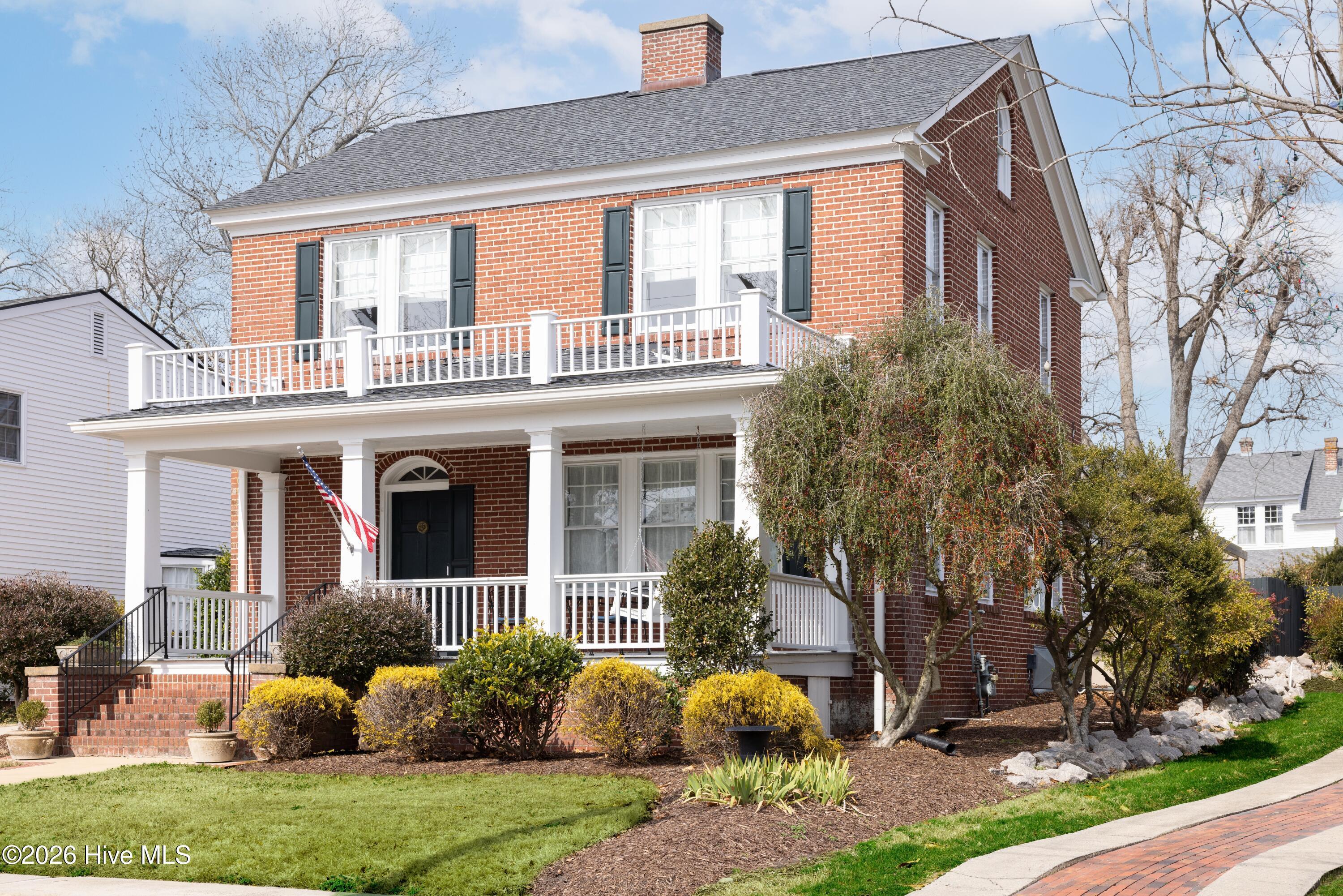 Image 1: 112 Blount St-02